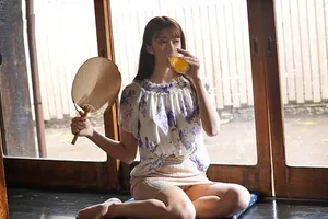 Mùa hè buồn chán ở quê xoạc người vợ nhà cạnh bên thiếu thốn vì lấy anh xã già
