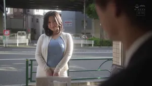 Chồng yêu yếu không làm lên đỉnh, bà xã lên mạng tìm trai trẻ chịch khỏe