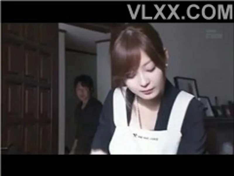 Anh xã đi làm ăn, vợ ở nhà bị chồng mới cưới của chị gái cưỡng hiếp